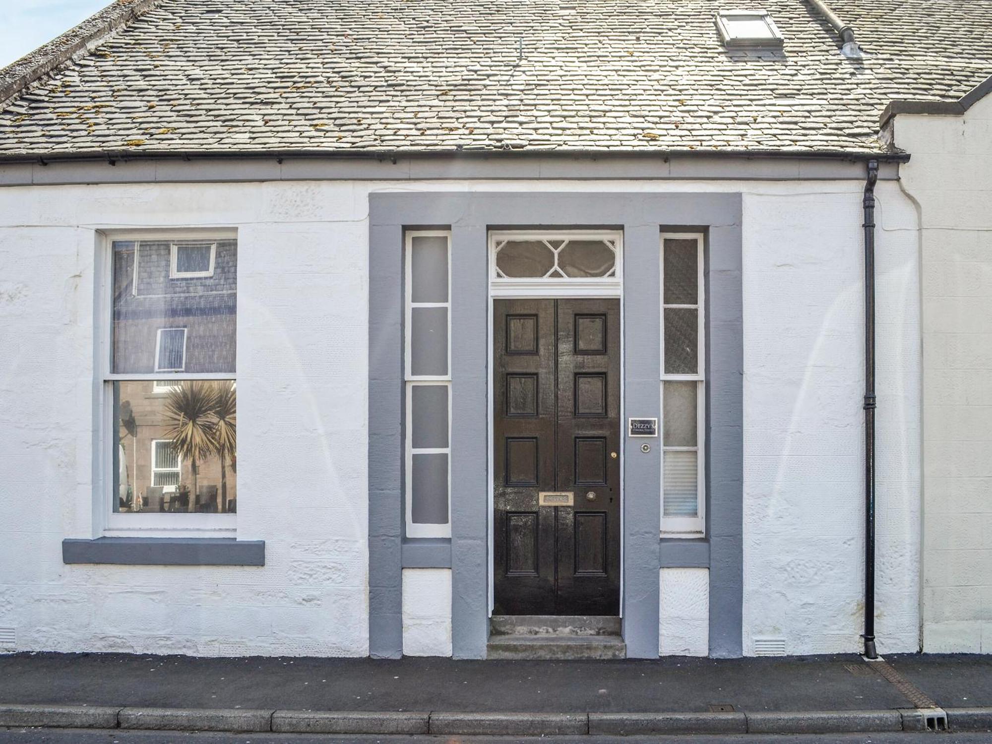 Dezzys Montrose Exterior foto